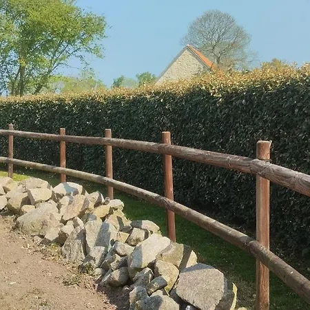 Du Domaine De La Longue Fosse *