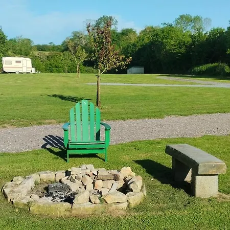 Du Domaine De La Longue Fosse *